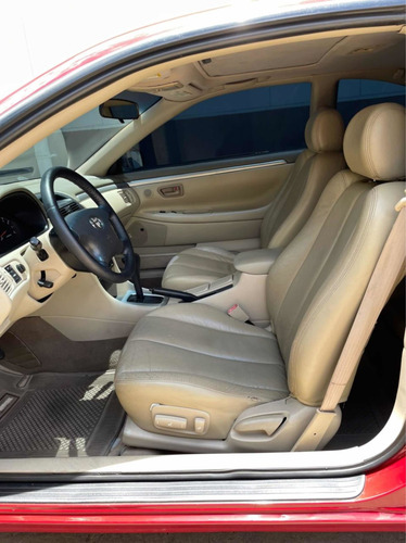 Imagen 8 de 14 de Toyota Solara Coupé