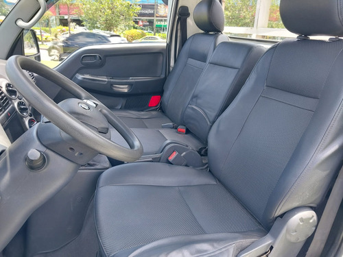 Kia Bongo 2.5 Std 4x2 Rs Turbo S/ Carroceria 2p