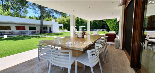 Espectacular Casa En Venta En Golf, Punta Del Este