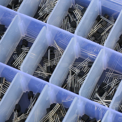 2025 Kit Transistor: 480 Peças Npn Pnp To-92 Uso Geral
