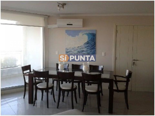 Imagen 7 de 23 de En Venta Excelentes Servicios 3 Dormitorios En Suite Y Dependencia