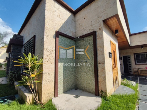Imagen 26 de 29 de Mk Inmobiliaria Vende Quinta Moderna En Urb El Piñal, El Limón / 04128517764