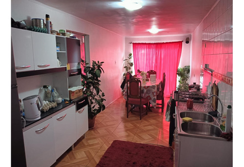 Casa 4 Dormitorios Y 2 Estacionamientos En Los Torunos