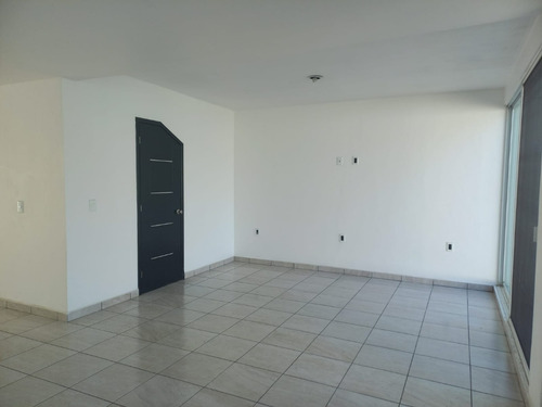 Vendo Amplia Casa Con Buena Distribución Y Gran Jardín En Cuautla Morelos