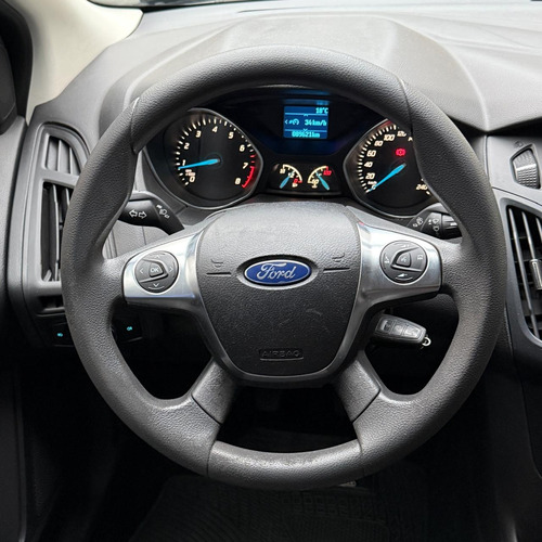 Ford Focus III 1.6 Sedan S