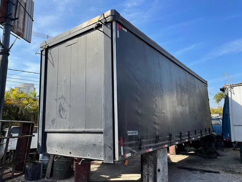 Imagem 1 de 3 de Bau Sider 8,50m Chapeado Truck