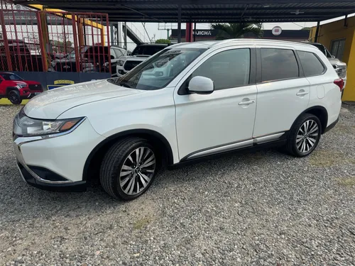 Mitsubishi Outlander 2.4 Es Cvt