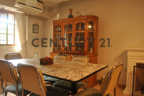 Imagen 8 de 30 de Calle 76 E/ 17 Y 18 - Casa 3 Dormitorios, Quincho Y Parque - Venta Y/o Permuta
