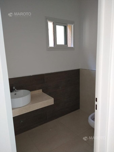 Imagen 18 de 29 de Casa En Venta En Barrio El Canton - Maroto Propiedades