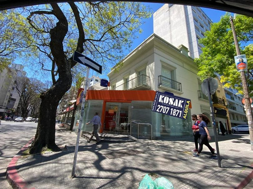 Excelente Local Esquina En Ellauri - A Metros De 21 De Setiembre