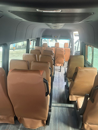 Mercedes-Benz Sprinter 2.0 Van 517 Cdi Extra Longo Teto Alto (21L) 5P Diesel