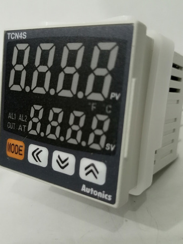 Controlador De Temperatura Tcn4s-24r, 100/240vac, Autonics.