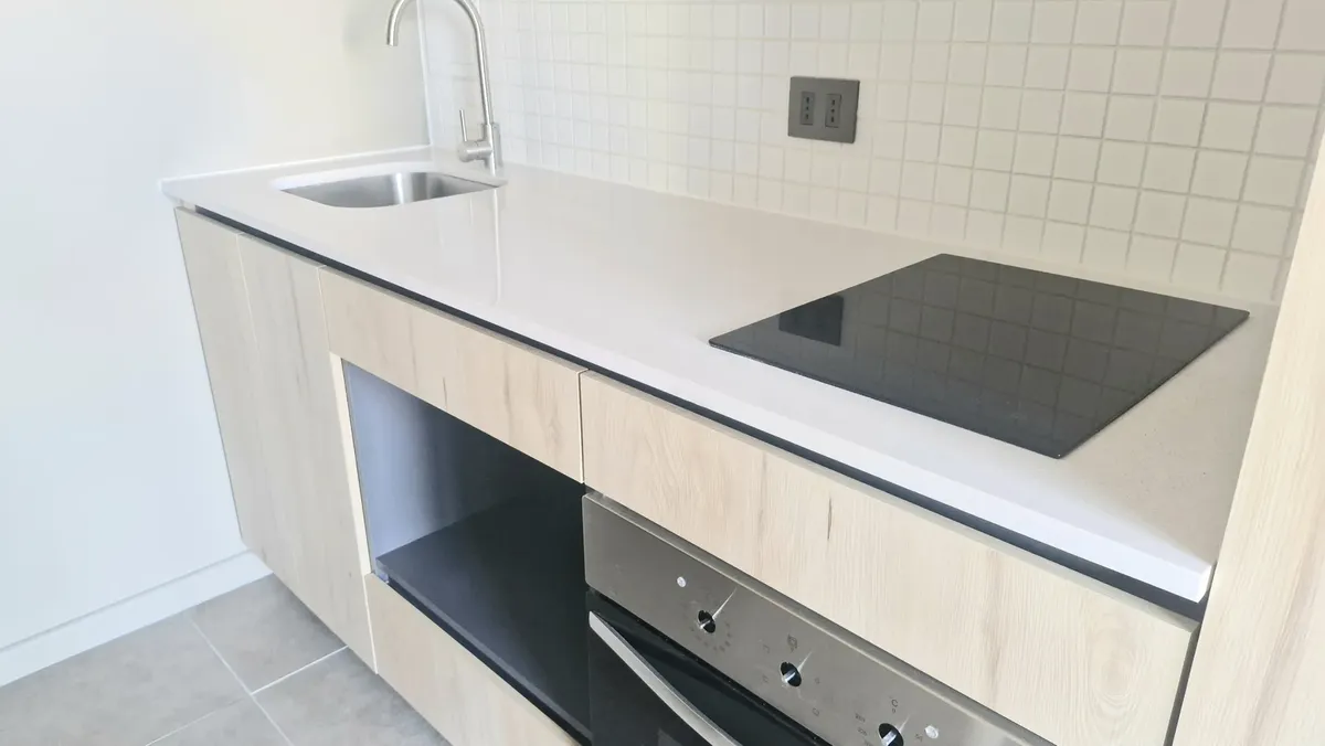 Imagen 2 de 19 de Arr Depto Nuevo 1d/1baño En Edificio Moderno La Florida