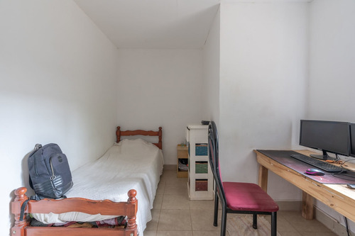 Imagen 10 de 24 de Casa A La Venta 2 Dormitorios En San Lorenzo