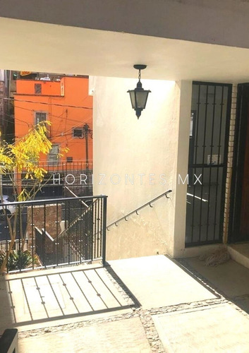 Imagen 5 de 22 de Casa En Renta Calle Alhóndiga