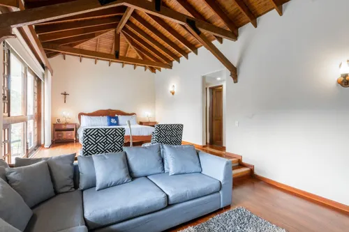 Casa En Venta En La Calera. Cod V10488