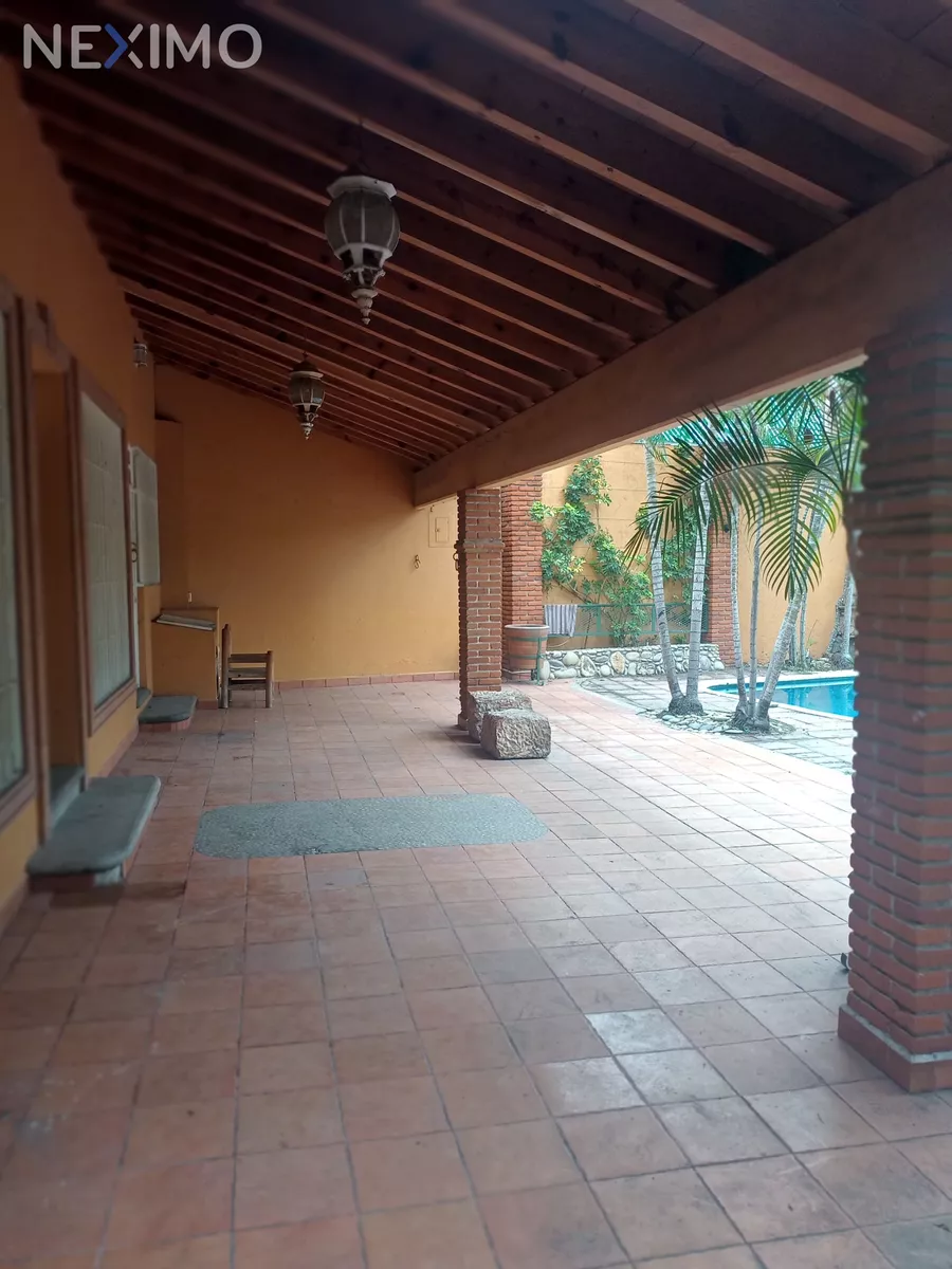 Venta Casa 5 Ambientes La Parota