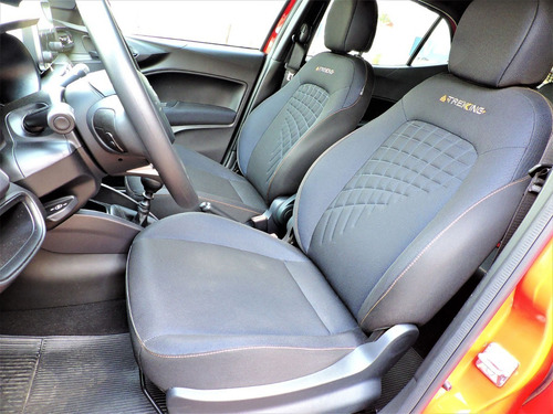 Imagem 8 de 13 de Fiat Argo Trekking 1.3 8v Manual