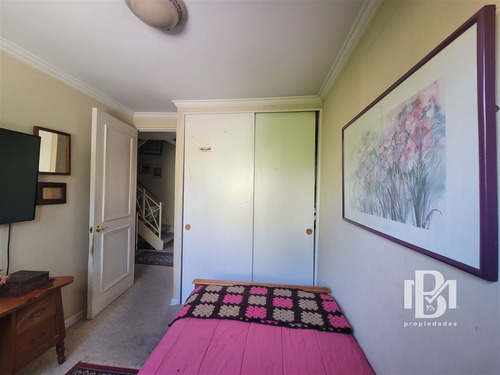 Casa En Venta De 5 Dorm. En Vitacura