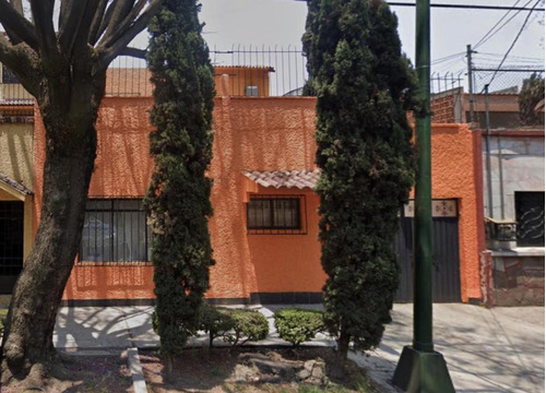 Casa En Remate En Del Carmen, Muy Cerca Del Centro De Coyoacán