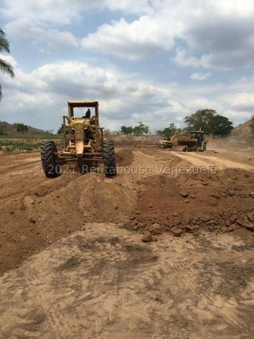 Imagen 1 de 14 de Venta De Granja Avicola En El Zulia Para Inversionistas