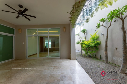 Imagen 13 de 30 de Casa De Lujo En Venta Bugambilias Panoramica Sur