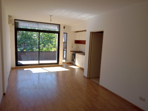 Imagen 1 de 10 de Departamento 2 Ambientes Caballito.