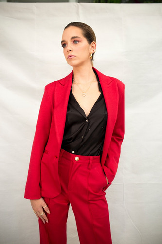 Imagen 1 de 2 de Blazer Rojo/ Gasparromero
