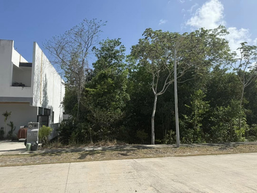 Terreno En Venta En Paseo De La Selva, Cancún