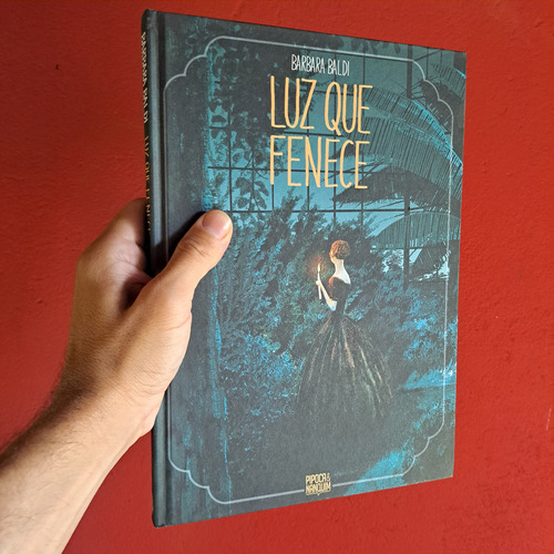 Luz Que Fenece. Pipoca & Nanquim