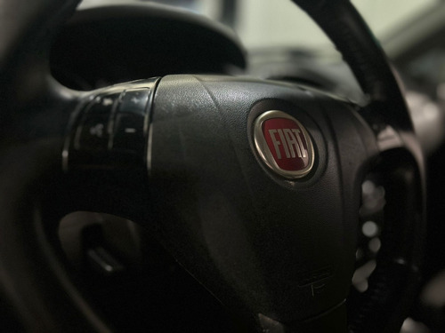 Fiat Punto 1.6 ESSENCE 16V FLEX 4P MANUAL