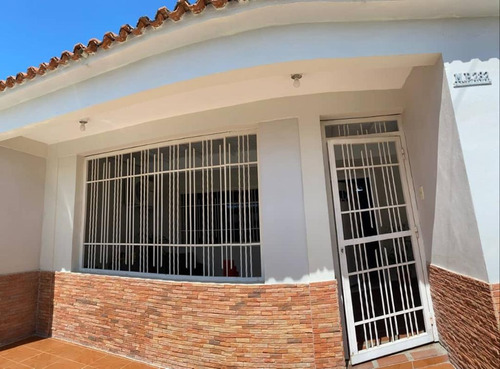 En Venta Casa Moderna En San Joaquin La Pradera Atc-997 