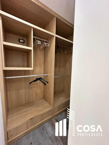 Venta De Casa 5 Dormitorios Cadaqués Funes Hills