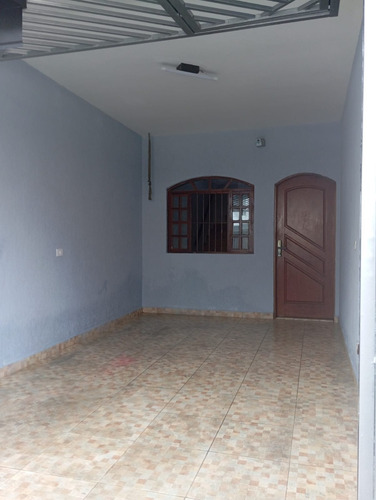 Casa Sobrado Com 02 Dormitórios, Lavabo E Móveis Planejados