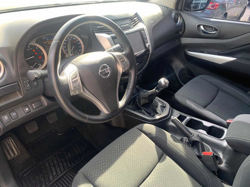 Imagen 8 de 15 de Nissan Frontier 2020 2.3 Xe Cd 4x2 Mt Automania