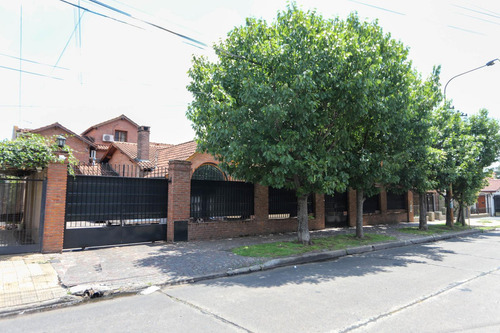 Casa En El Palomar