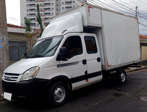 Iveco Daily Chassi 35s14 Cabine Dupla Com Defletor - 2012