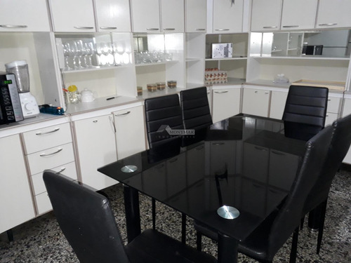 Apartamento Centro Venta 4 Dormitorios 18 Y Andes Servicio Y Garaje X 2!!