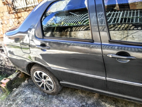 Fiat Siena 2009 1.0 Fire Celebration Flex 4p