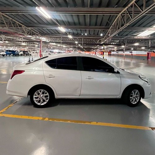 Nissan Versa 1.6 16v Sv Aut. 4p