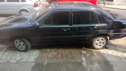 Imagem 3 de 8 de Vw - Santana 1.8 Confortline