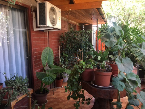 Gran Casa Pasaje Pablo Neruda Villa Sargento Aldea Lampa
