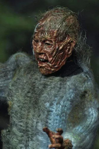 Neca Viernes 13: Corpse Pamela 8 Pulgadas Vestido De Acci...