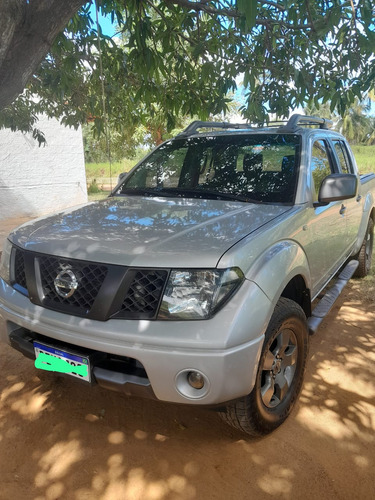 Nissan Frontier 2.5 Le Cab. Dupla 4x4 Aut. 4p