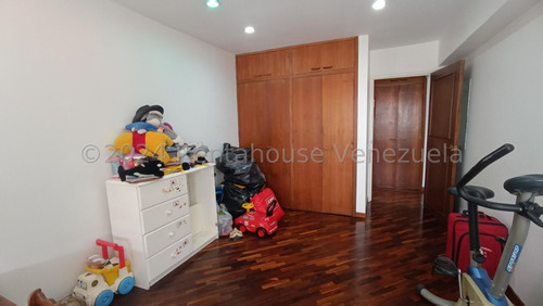 Carla Gonzalez Duplex Apartamento En Alquiler En La Florida Mls #23-26618