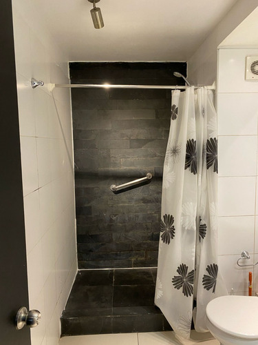 Arriendo Estudio A Pasos Del Metro U Catolica Y Santa Isabel