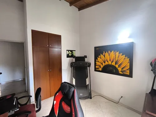Apartamento Barrio Los Colores 80 Mts