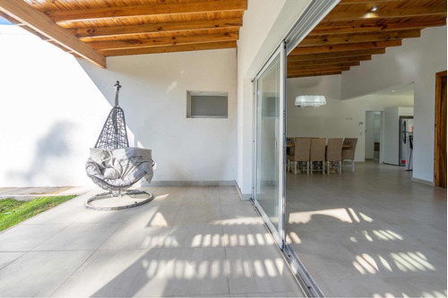 Imagen 5 de 30 de Alquiler. Casa Pinamar Verano 2024,piscina A Estrenar!!!