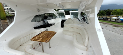 Imagem 7 de 14 de Coral 36 Ht - Pronta Entrega Parelha Diesel 520 Hp