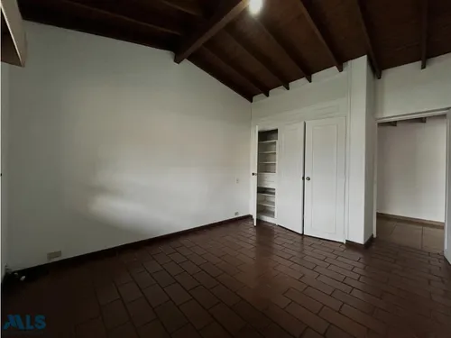 Casa En 2do Piso Con Espacios Amplios(mls#252985)